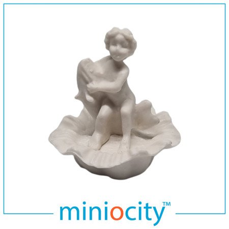 076-714 Garden Statue - Boy with fish - OO Gauge 1:76 scale