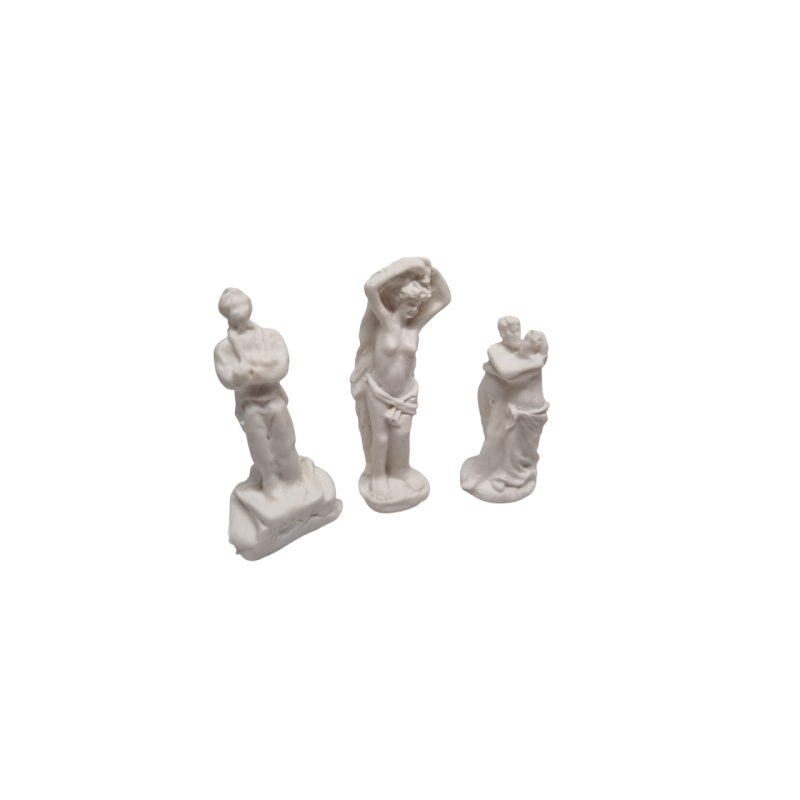 076-718 Garden Statues - Man, Woman & Couple - OO Gauge 1:76 scale